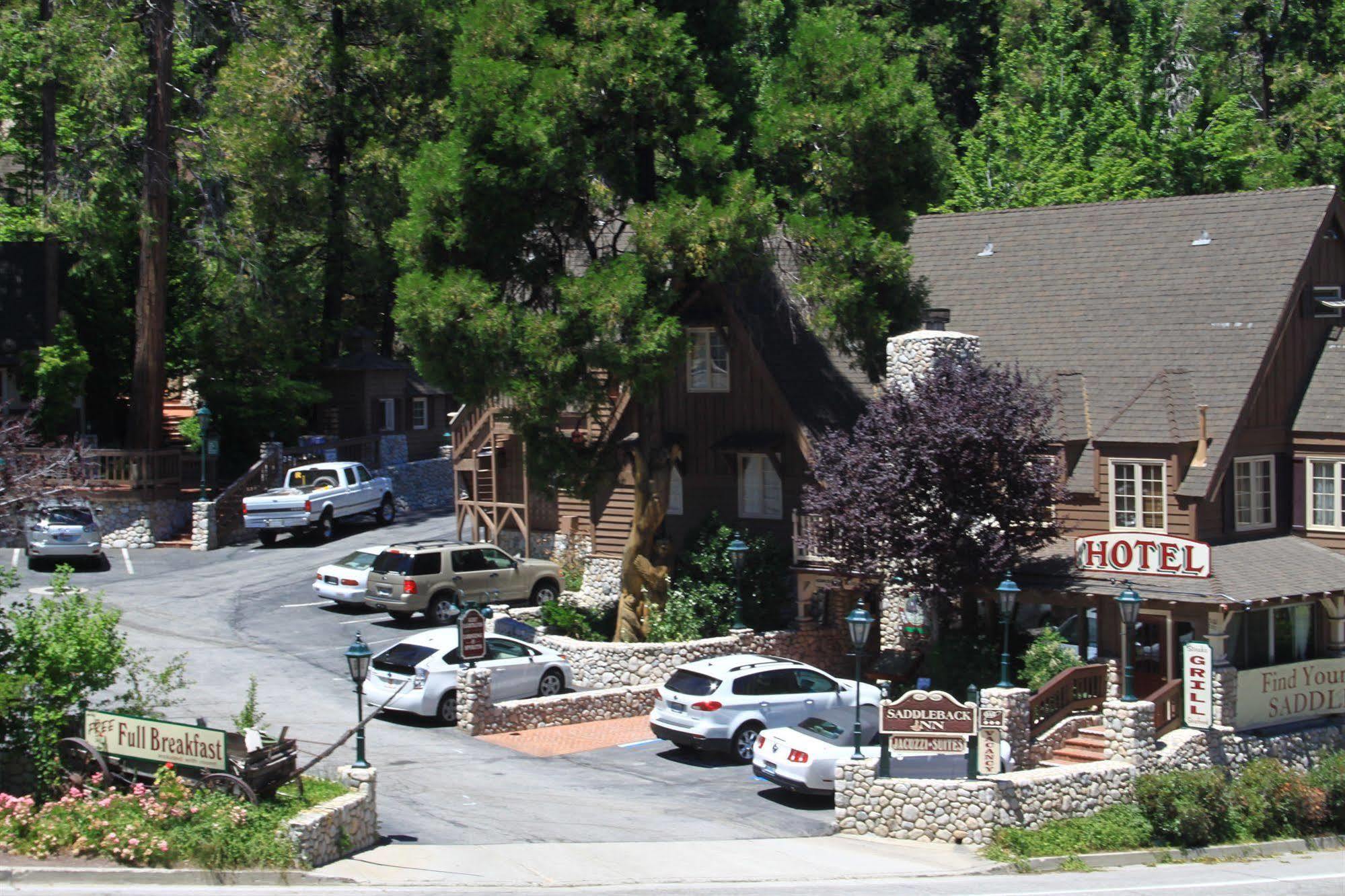 Saddleback Inn At เลคแอร์โรว์เฮด ภายนอก รูปภาพ